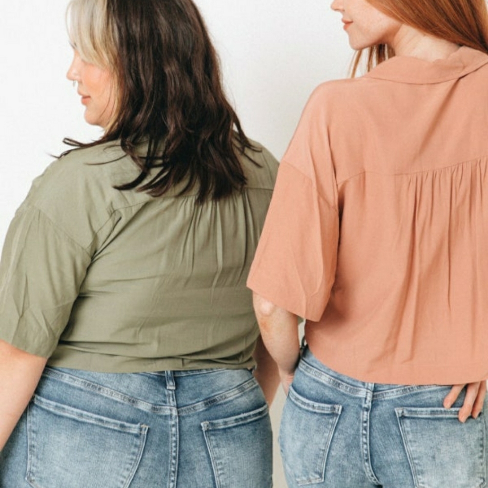 Cropped button down - Picture 5 of 5